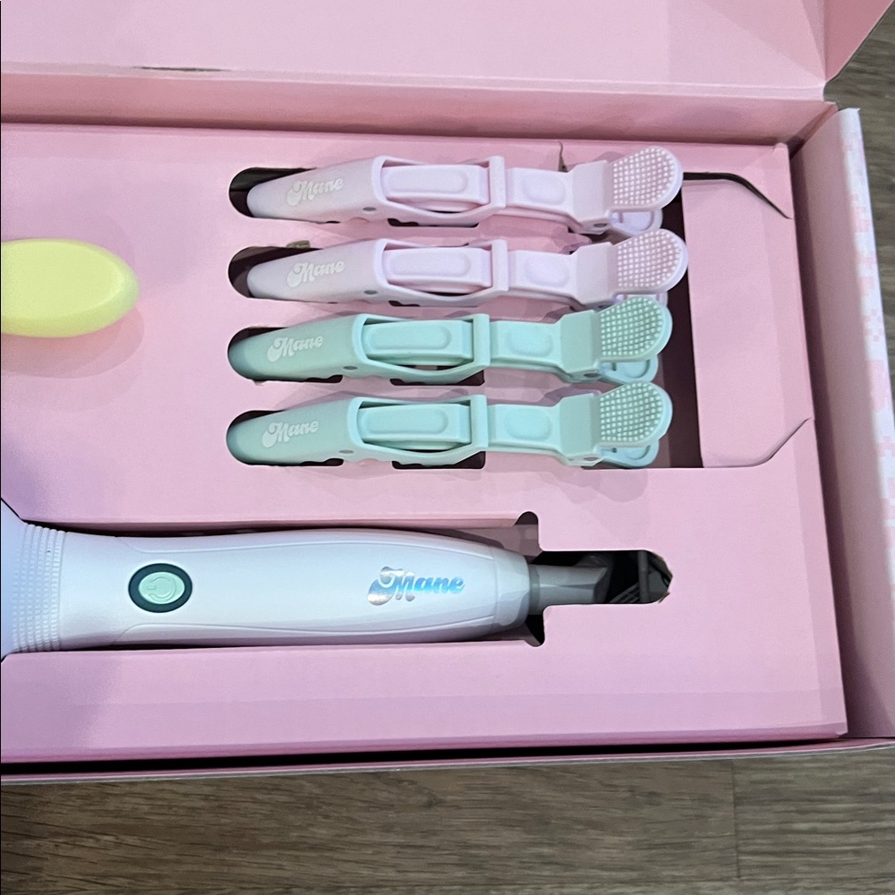 Mane by Mane Addicts Medium Hot Brush Blowout Kit - Picture 5 of 10